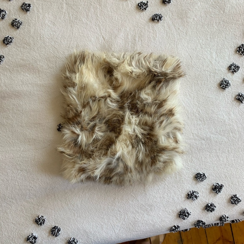 Vintage fur tube collar